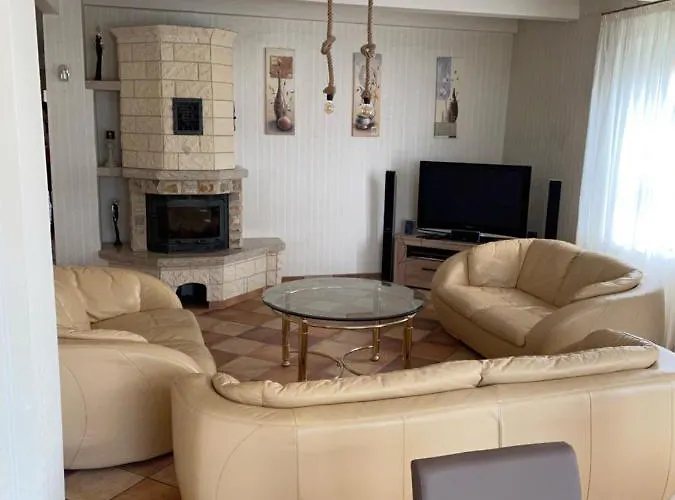 Haus Springpfuhl Mit Wintergarten Apartamento Berlim